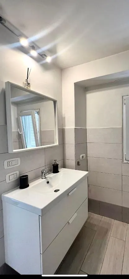 Casa Myda Apartamento Bari 0*,